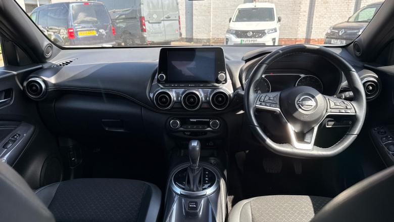 Nissan Juke 1.0 DiG-T 114 N-Connecta 5dr DCT Petrol Hatchback